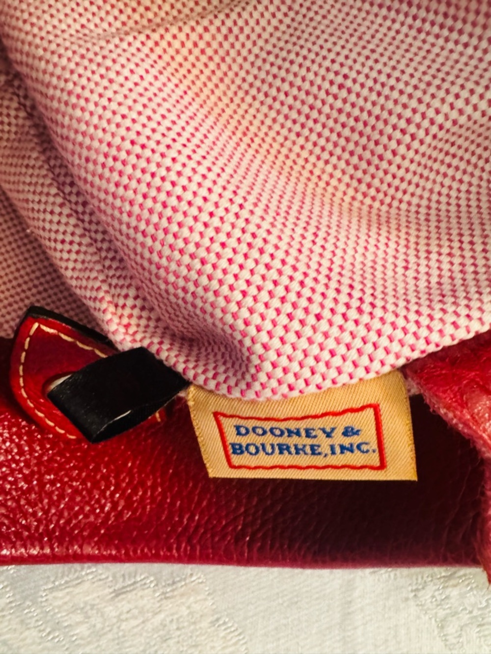 Dooney & Bourke Red Pebbled Leather Bucket Shoulder Bag EUC - Picture 6 of 13